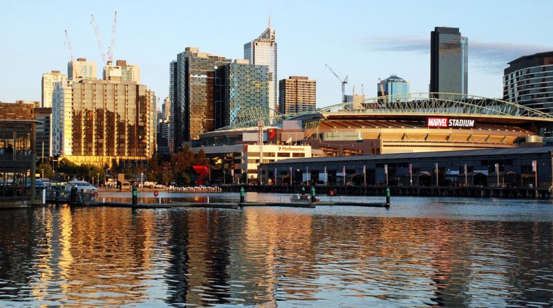 Melbourne City Docklands Australia  - pemacallan / Pixabay